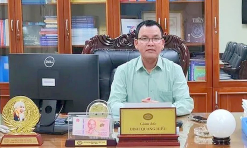 Ông Đinh Quang Hiếu, Giám đốc NHNN tỉnh Quảng Bình xin nghỉ hưu trước tuổi.