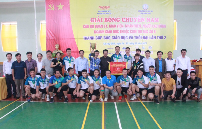 Lần thứ 2, đội bóng chuyền Nam Sở GD&ĐT Nghệ An giành chức vô địch.