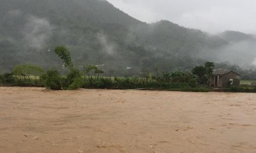 Mưa lũ gây ngập lụt tại huyện Văn Bàn (Lào Cai)