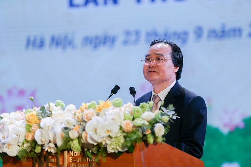 Bộ trưởng Bộ GD&ĐT Phùng Xuân Nhạ phát biểu tại Đại hội. Ảnh: Thế Đại