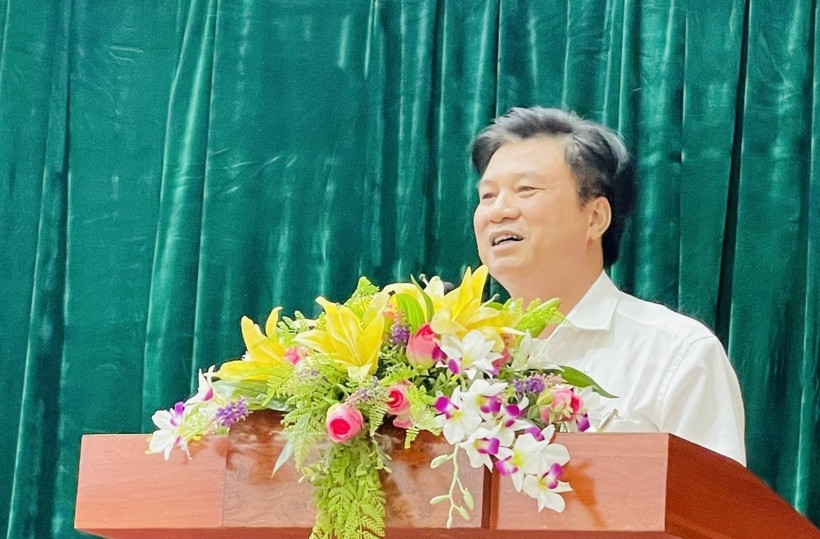 Thứ trưởng Bộ GD&ĐT Nguyễn Hữu Độ phát biểu tại khai mạc thẩm định sách giáo khoa lớp 10.