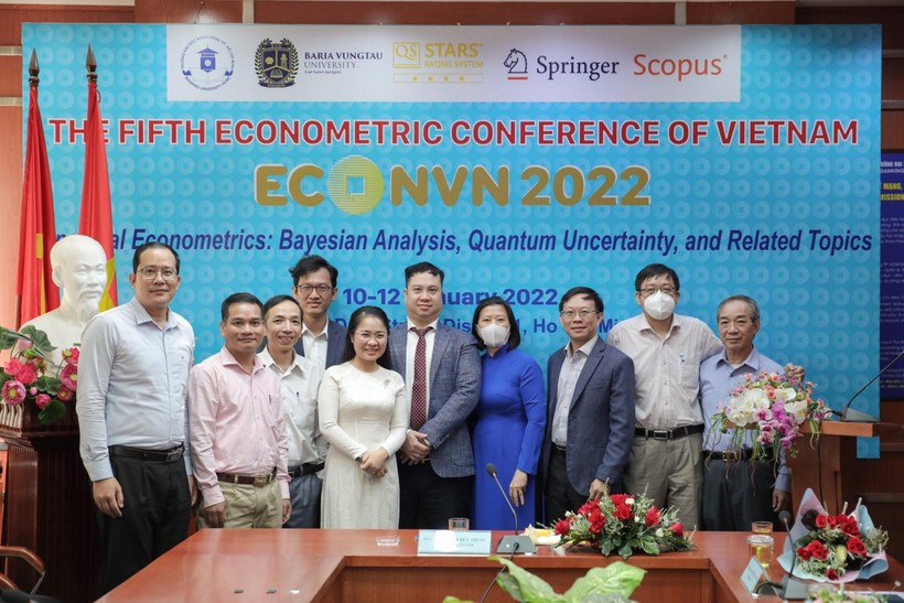 Các đại biều tham dự Hội thảo Kinh tế lượng (ECONVN2021) năm 2021