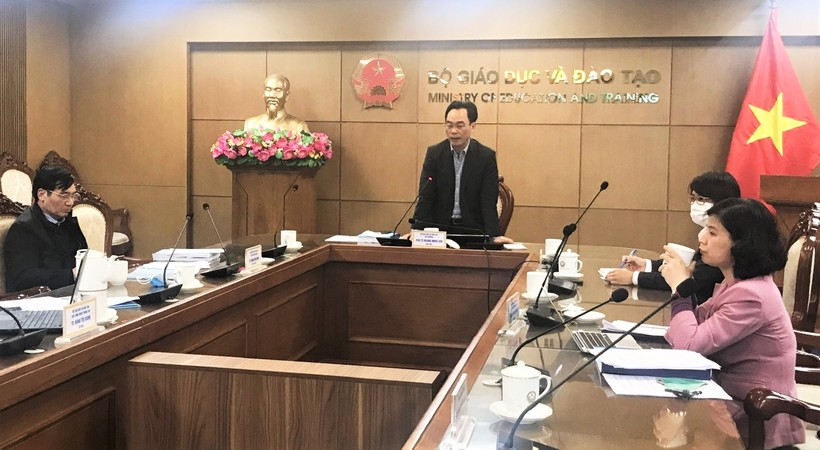 Thứ trưởng Hoàng Minh Sơn, Chủ tịch Hội đồng chủ trì phiên họp nghiệm thu.