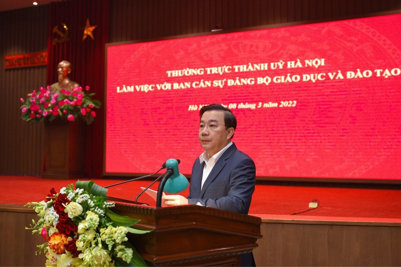 Ông Chử Xuân Dũng, Phó Chủ tịch Ủy ban nhân dân thành phố Hà Nội phát biểu tại buổi làm việc.