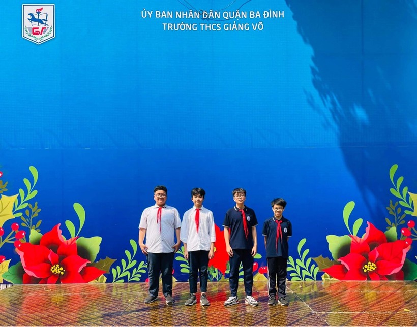 4 học sinh đạt Huy chương Vàng của trường THCS Giảng Võ.