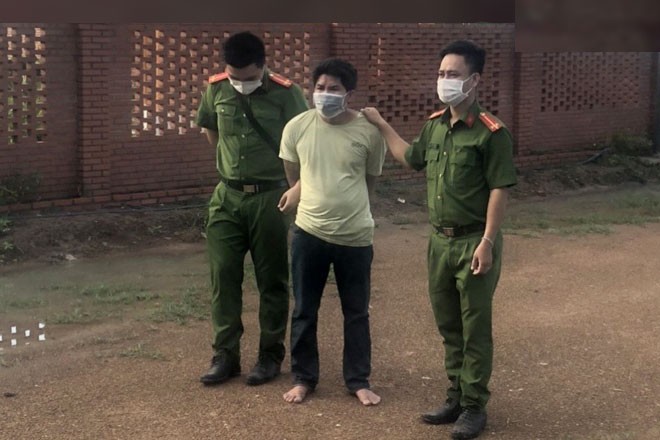 Đối tượng Nguyễn Quốc Bảo bị lực lượng chức năng bắt giữ. Ảnh: Công an Bình Thuận.