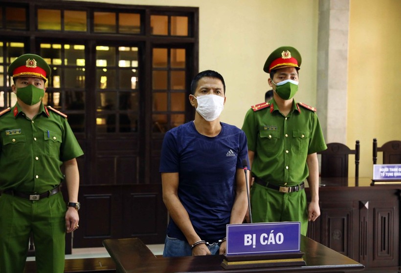 Trần Văn Thịnh tại phiên toà xét xử. 