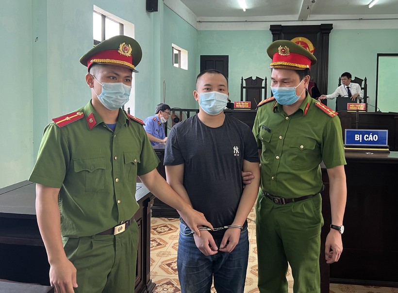 Bị cáo Hà Minh Đạo tại phiên toà xét xử. Ảnh: Công an Thanh Hoá.