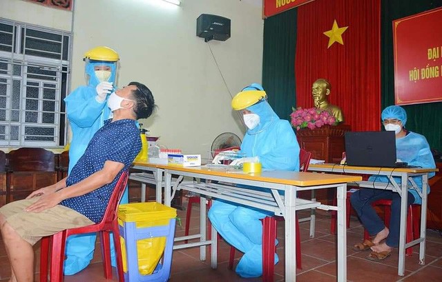 Ngành Y tế tỉnh Bắc Ninh đẩy mạnh xét nghiệm sàng lọc để kịp thời phát hiện các ca mắc Covid-19 trong cộng đồng.