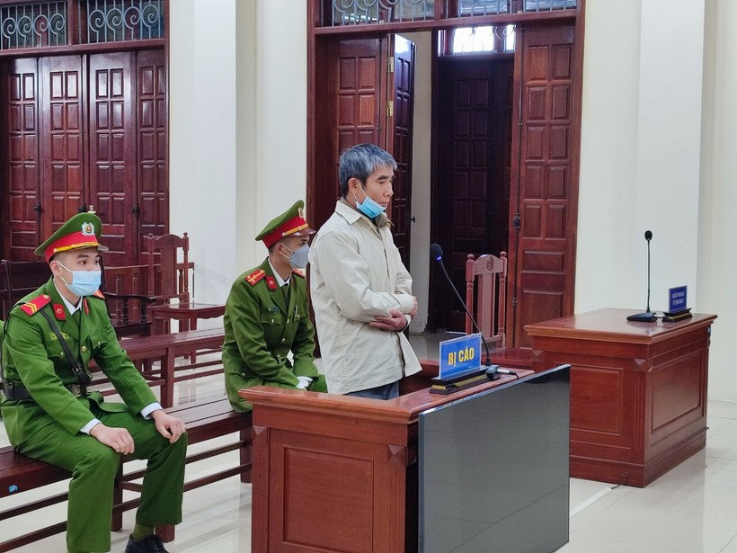 Bị cáo Nguyễn Hữu Phú tại phiên toà xét xử.