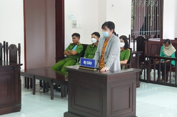 Bị cáo Mai Thị Thùy Trang tại phiên toà xét xử. Ảnh: Huy Phách.