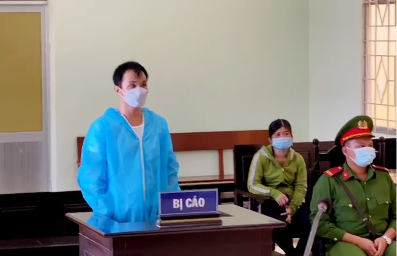 Lê Văn Tuấn tại phiên tòa xét xử.