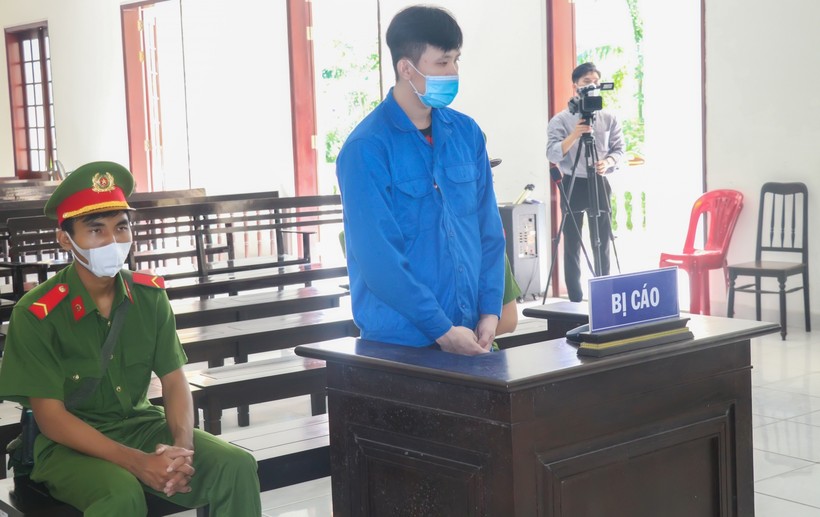 Bị cáo Phạm Văn Tấn tại phiên tòa sơ thẩm.