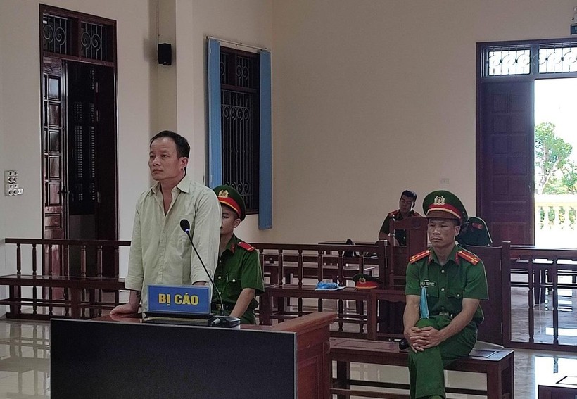 Bị cáo Hoàng Anh Kim tại phiên tòa xét xử. 