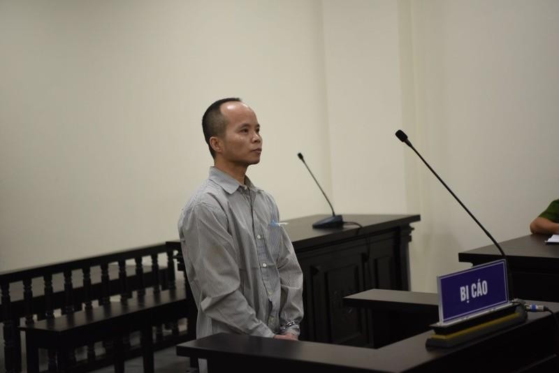 Nguyễn Văn Tình tại phiên tòa xét xử.