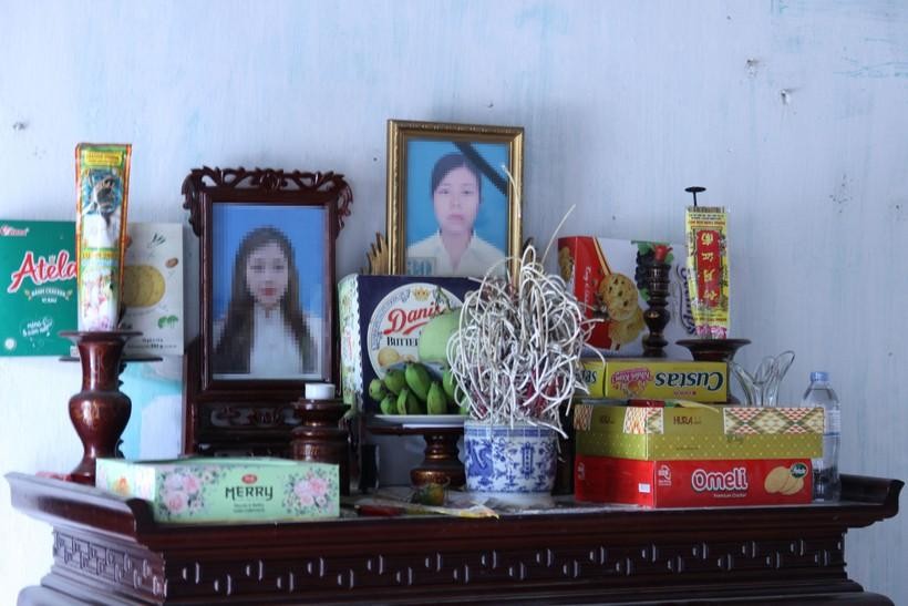 Di ảnh được gia đình ông Tuyên lập thời điểm 49 ngày từ khi chị Hải Như mất tích.