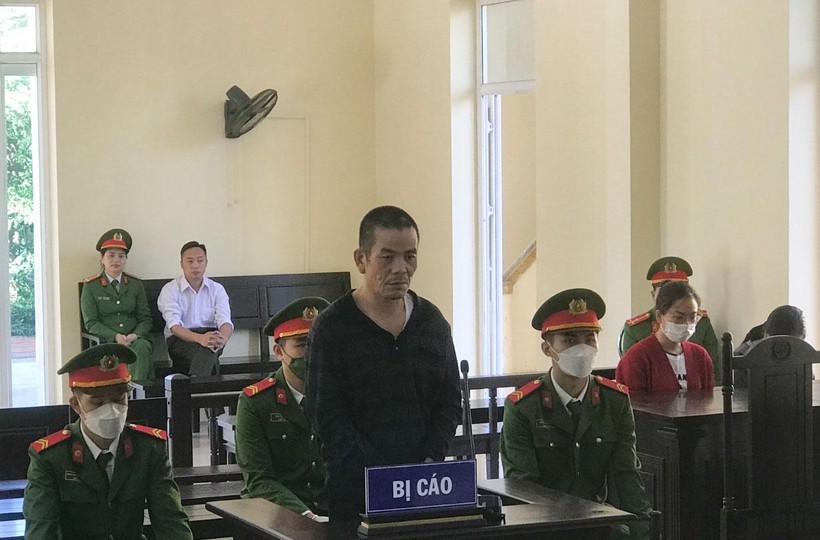 Hoàng Văn Quyết tại phiên tòa xét xử.