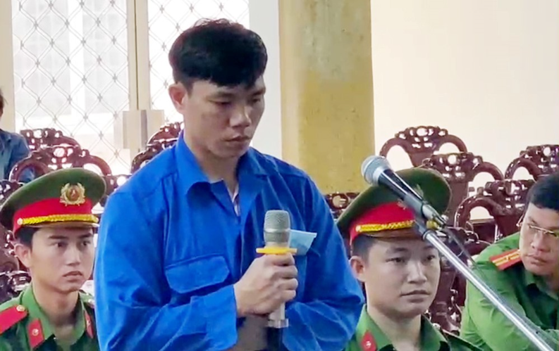 Bị cáo Dương Văn Nhật Nam tại phiên tòa xét xử.