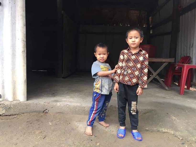 Hà Tĩnh: Trao hơn 22 triệu đồng cho 2 bé thơ vừa mất mẹ