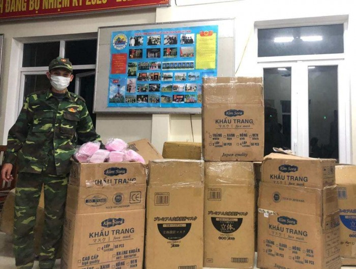 Quảng Trị: Phát hiện gần 150.000 khẩu trang vô chủ ở biên giới Việt - Lào