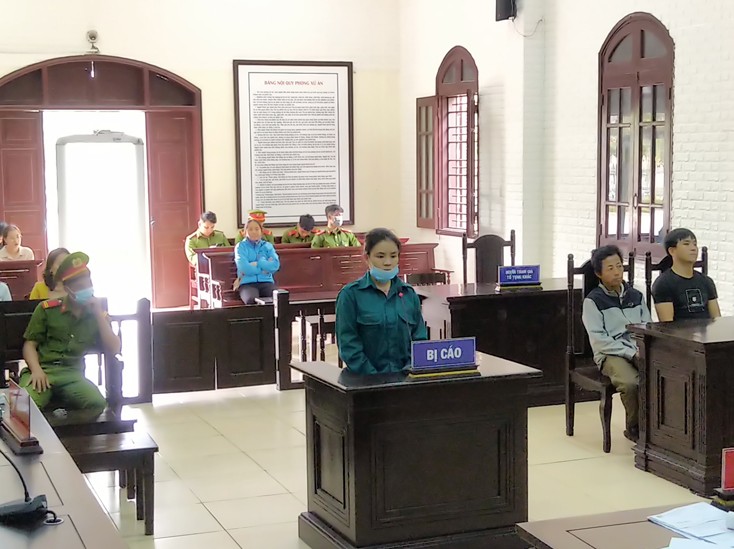 Bị cáo Trần Thị Quyên tại phiên tòa.