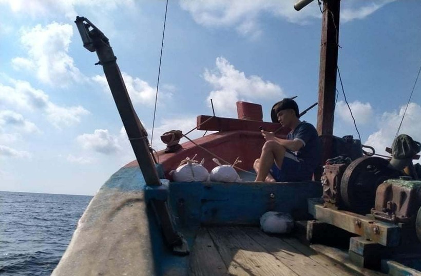 Giờ học trên biển của em Nguyễn Đức Chiến