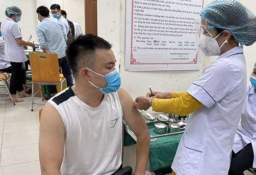 Formosa Hà Tĩnh tiêm vắc xin phòng Covid-19 cho 1.000 lao động