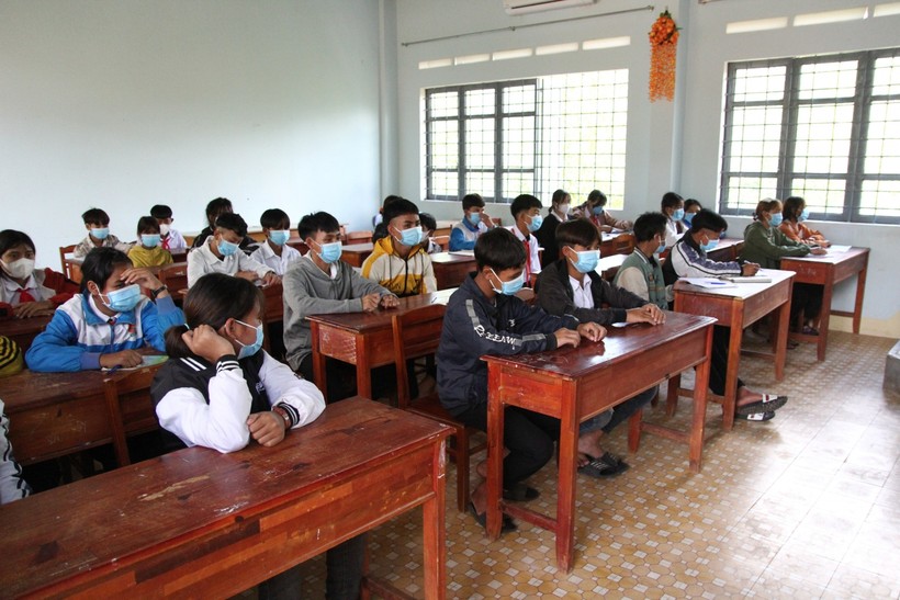 Học sinh Trường PTDT bán trú THCS xã Krong (huyện Kbang) còn nhiều khó khăn, thiếu thốn.