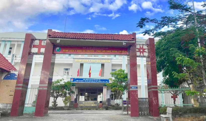 Bệnh viện y học cổ truyền - Phục hồi chức năng tỉnh tỉnh Kon Tum nơi ông Đặng Minh Hải làm Giám đốc.