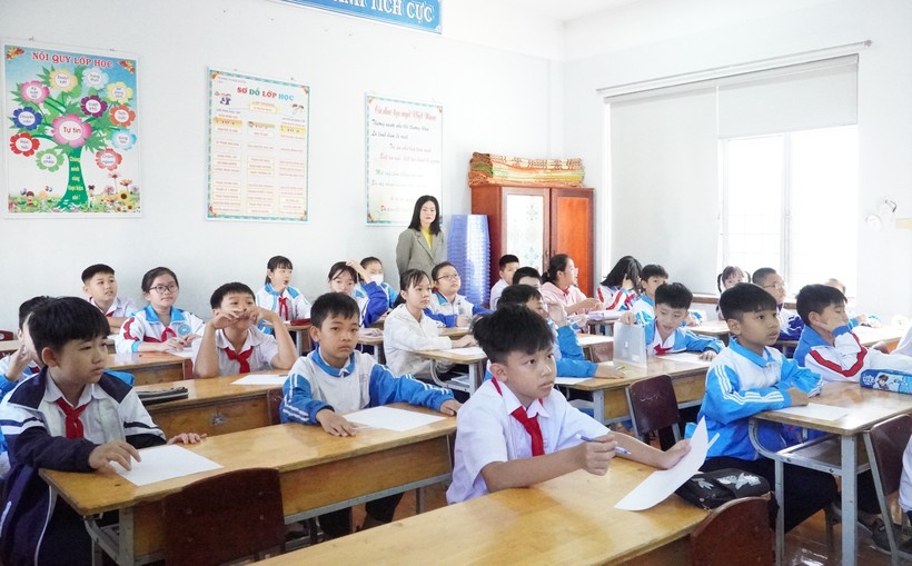 30 học sinh Tiểu học tham gia Cuộc thi Tài năng tiếng Anh cấp thành phố.