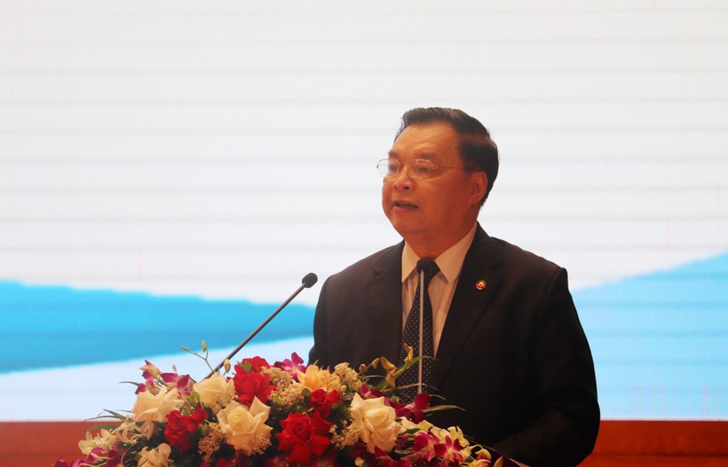 Ông Lê Mạnh Hùng, Phó Chủ tịch Trung ương Hội Khuyến học Việt Nam, phát biểu tại hội nghị.
