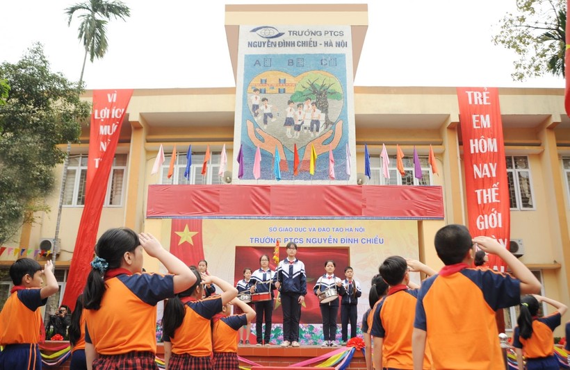 Trường PTCS Nguyễn Đình Chiểu.
