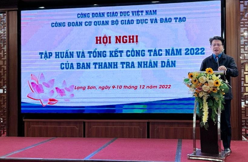 Ông Nguyễn Ngọc Ân -Chủ tịch Công đoàn Giáo dục Việt Nam phát biểu chỉ đạo hội nghị