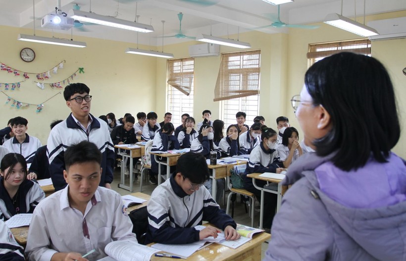 Một giờ học của học sinh lớp 12 Trường THPT Phùng Khắc Khoan (huyện Thạch Thất).