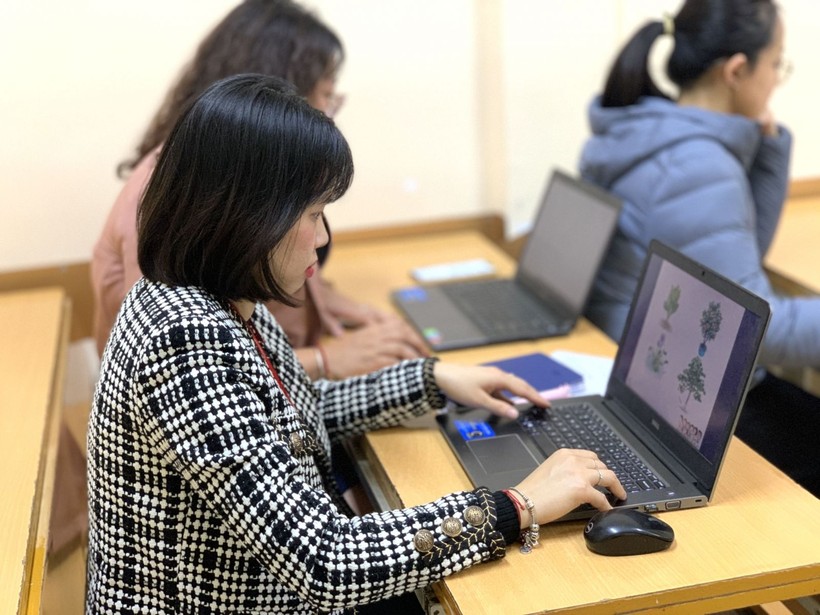 Cuộc thi thiết kế bài giảng điện tử tiếng Anh thu hút được sự quan tâm của đông đảo giáo viên trên địa bàn thành phố Hà Nội.
