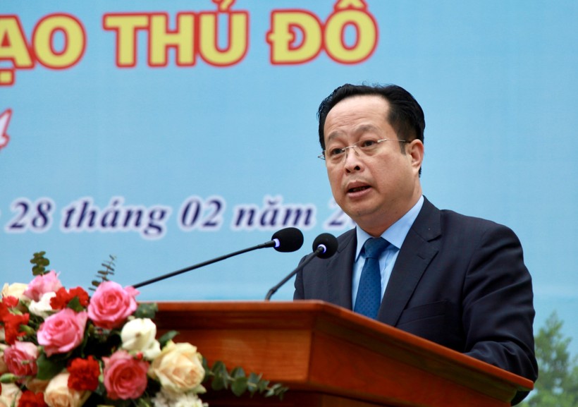Giám đốc Sở GD&ĐT Hà Nội Trần Thế Cương phát biểu khai mạc phát động Tết trồng cây.