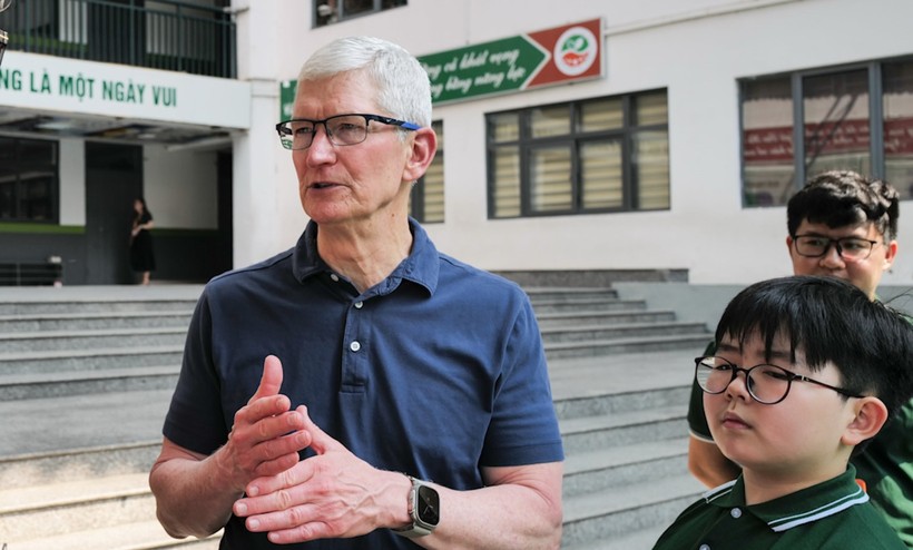 Tổng giám đốc Apple giao lưu cùng học sinh trường TH&THCS Ngôi sao Hà Nội.
