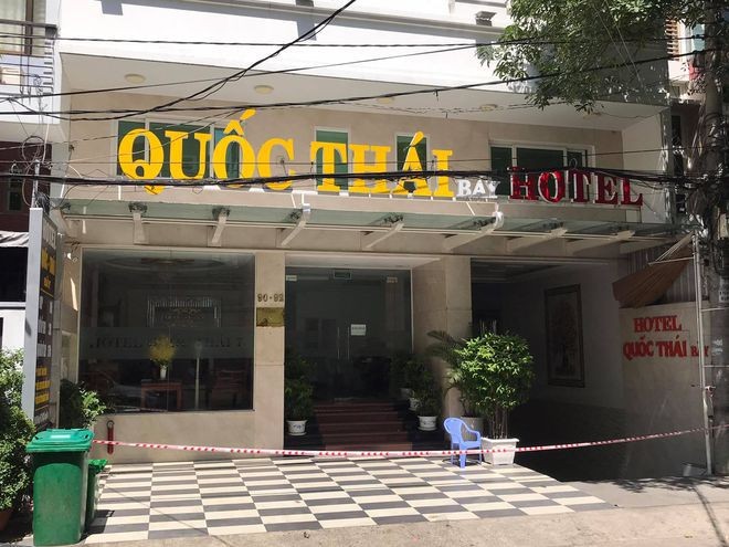 Khách sạn Quốc Thái - nơi bệnh nhân 2580 từng lưu trú đang bị phong tỏa. Ảnh: Thanh niên