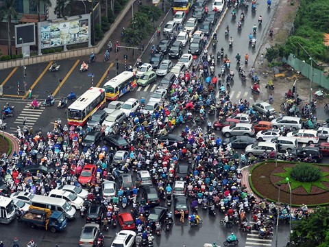 Hà Nội tăng cường đảm bảo trật tự an toàn giao thông và chống ùn tắc giao thông giai đoạn 2019-2021.
