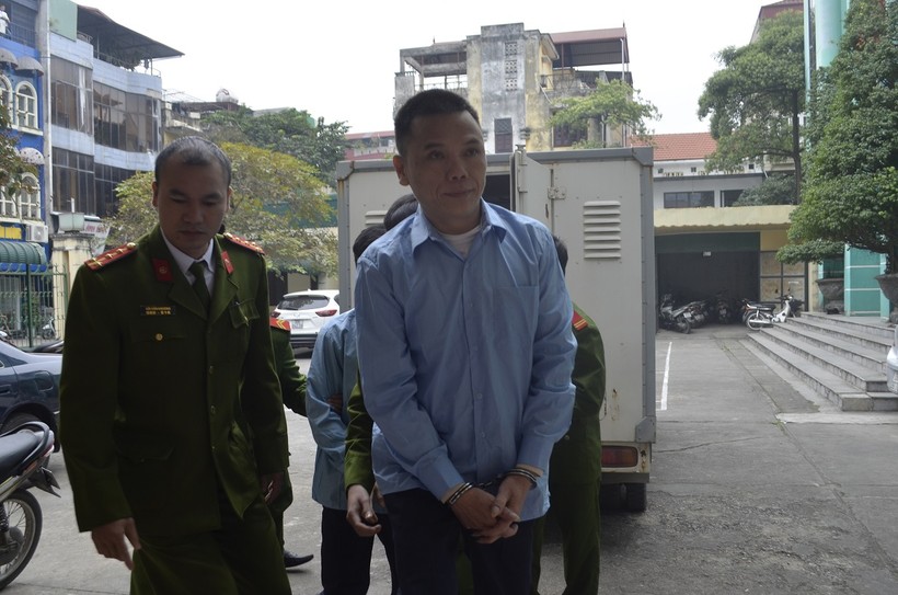 Nguyễn Mậu Chiến – đối tượng cầm đầu một đường dây buôn lậu ĐVHD lớn tại Việt Nam đã nhận án 13 tháng tù giam.