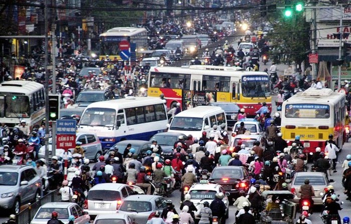 Hà Nội có gần 6 triệu xe máy, giải pháp cấm hoặc hạn chế xe máy vào một khu vực nào đó trong thành phố cần phải được nghiên cứu, tính toán rất cẩn trọng.