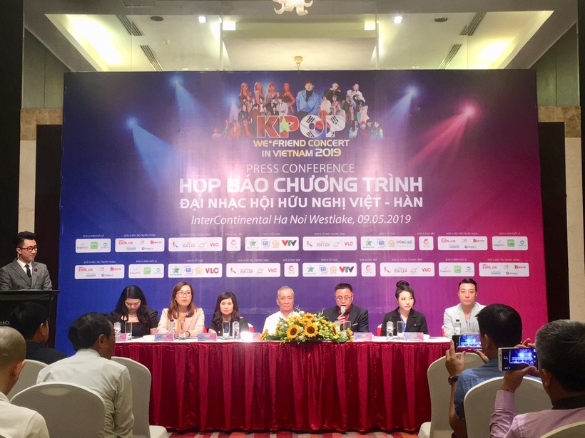  Quang cảnh buổi họp báo thông tin về Đại nhạc hội hữu nghị Việt Hàn – We * friend concert in Vietnam 2019.