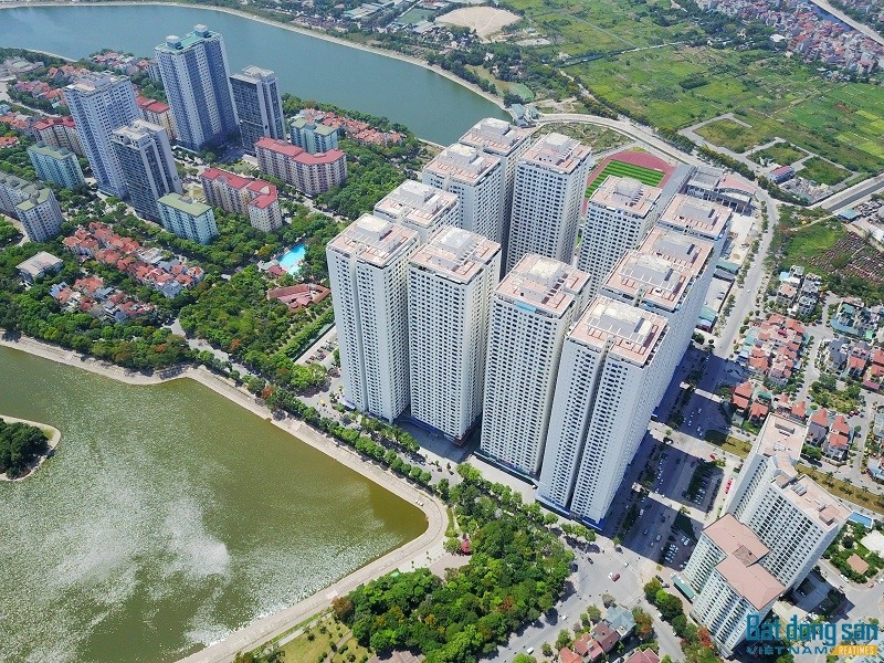 Tổ hợp 12 tòa chung cư HH cao từ 36 - 41 tầng ở khu đô thị Linh Đàm là điển hình về vi phạm mật độ dân số cao, quy hoạch... của Tập đoàn Mường Thanh.