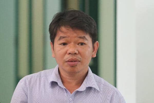Ông Nguyễn Văn Tốn - Tổng giám đốc Công ty CP kinh doanh nước sạch sông Đà (Viwasupco) thông tin với báo chí.