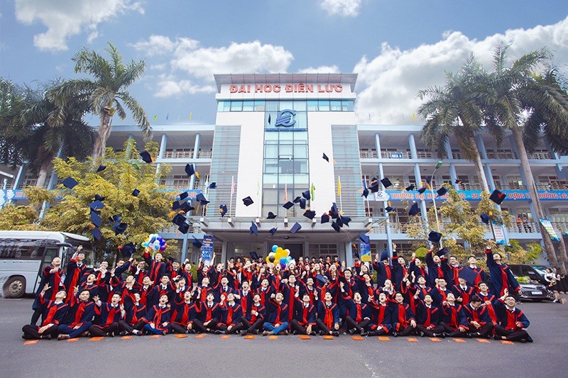 Trường Đại học Điện lực hỗ trợ sinh viên về nghỉ Tết.