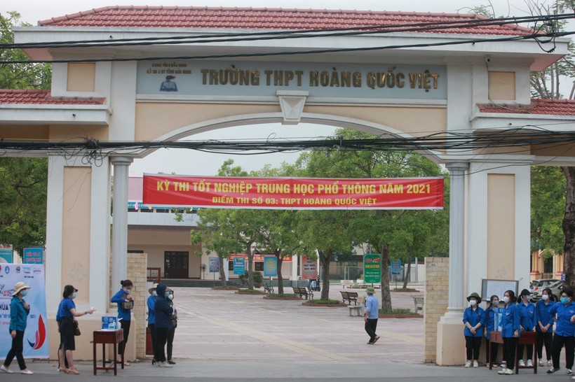 Học sinh Bắc Ninh tựu trường vào ngày 1/9.