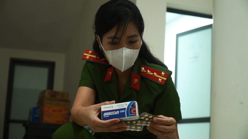 Trên bao bì các sản phẩm đều in chữ do nước ngoài sản xuất, không có tem nhãn phụ tiếng Việt.