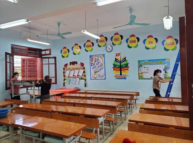 Trường tiêu học Hoàn Sơn (huyện Tiên Du) vệ sinh đảm bảo an toàn phòng dịch đón học sinh.