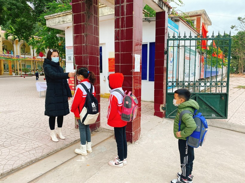 Học sinh thành phố Bắc Giang trở lại trường học tập từ 10/1.