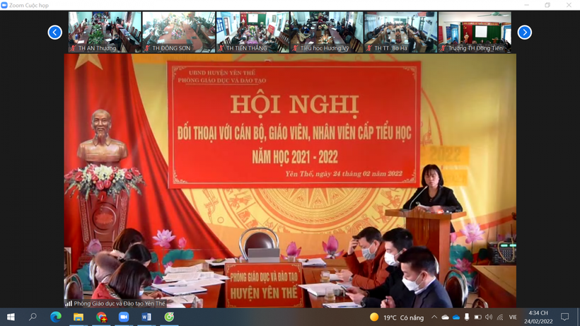 Bà Trần Thị Ánh Tuyết - Trưởng phòng GD&ĐT huyện phát biểu tại hội nghị. 